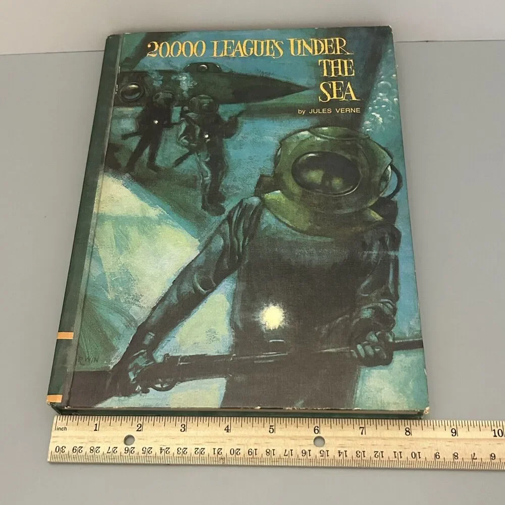 20,000 Leagues Under The Sea by Jules Verne Educator Classic Library 1968 Book